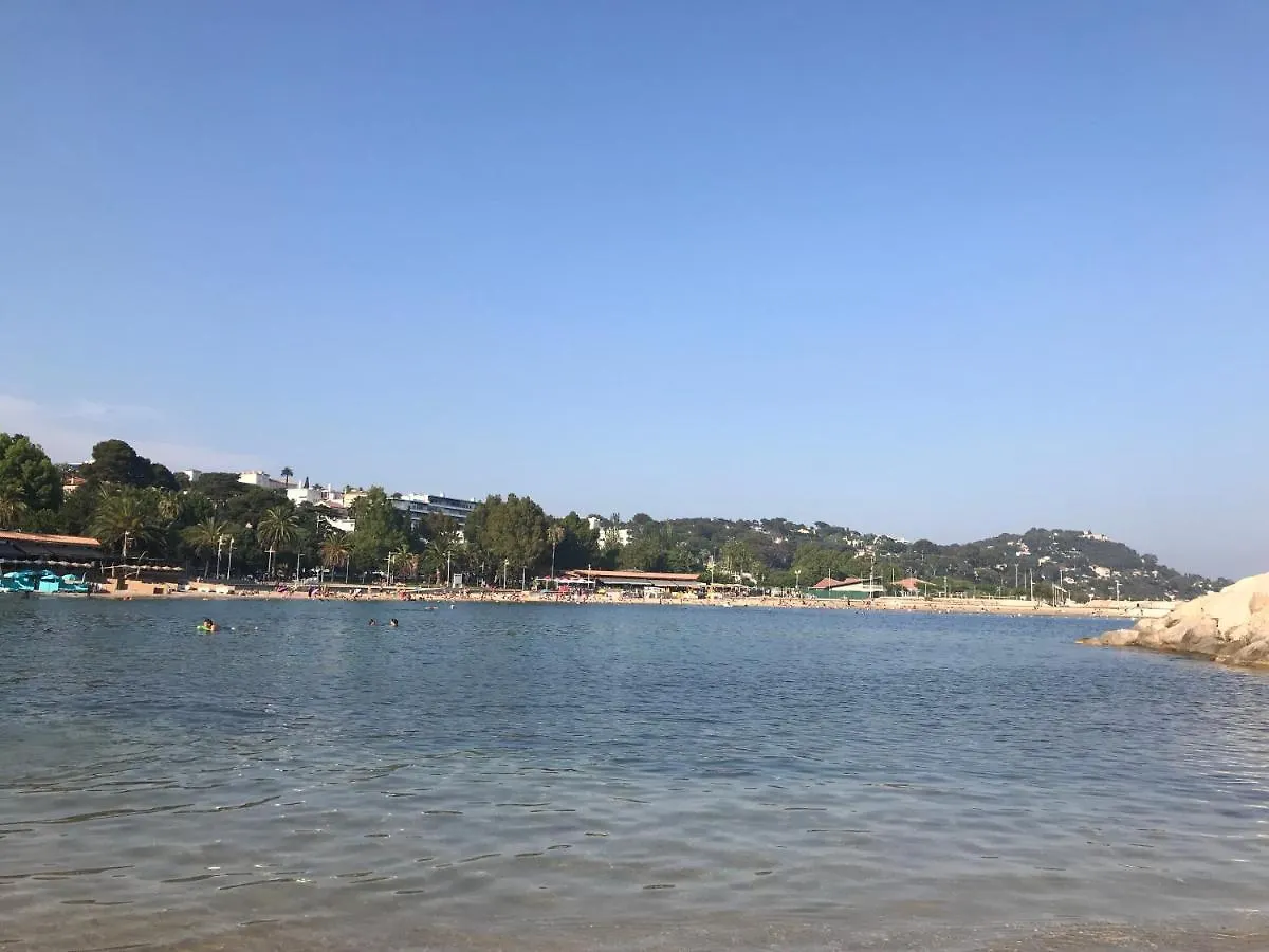 Appartement Climatise - Vert Nature - Hyper-Centre De Τουλόν 0*,  Γαλλία
